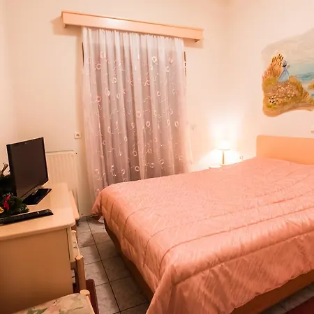 Artemis 3* Karpenisi